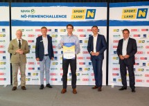 Sieger Mittelunternehmen v.l.: Helmut Miernicki (ecoplus-Geschäftsführer), Franz Pichler (spusu-Geschäftsführer), Martin Kern (MSD Animal Health Danube Biotech GmbH), Sportlandesrat Jochen Danninger, Wolfgang Ecker (WKNÖ-Präsident)