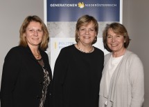 Mentee Mag. Silvia Hickelsberger, Gemeinderätin aus Hagenbrunn, Initiatorin Mag. Landesrätin Barbara Schwarz und Mentorin BR KommR Sonja Zwazl, Präsidentin der Wirtschaftskammer Niederösterreich (v.l.n.r.)