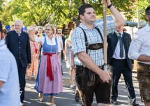 Landeshauptfrau Johanna Mikl-Leitner bei der feierlichen Eröffnung des traditionellen Großheurigen Pfaffstätten.