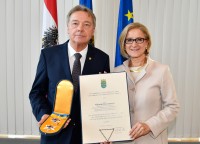 Silbernes Komturkreuz des Landes Niederösterreich für Klubobmann Alfredo Rosenmaier