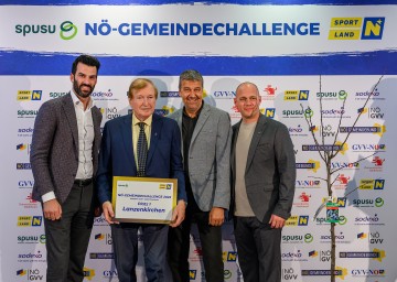 Lanzenkirchen: LH-Stellvertreter Udo Landbauer, Manfred Grimm, Gernot Zirngast (spusu), Martin Roscher (sodexo) (v.l.n.r.) 