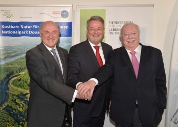 20 Jahre Nationalpark Donau-Auen: Landeshauptmann Dr. Erwin Pröll, Bundesminister DI Andrä Rupprechter, Bürgermeister Dr. Michael Häupl.