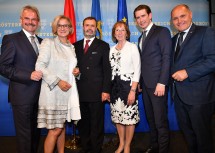 Im Bild von links nach rechts: Landtagspräsident Karl Wilfing, Landeshauptfrau Johanna Mikl-Leitner, Landtagspräsident a. D. Hans Penz und Gattin Luise Penz, Bundeskanzler Sebastian Kurz und Nationalratspräsident Wolfgang Sobotka.