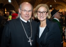 Landeshauptfrau Johanna Mikl-Leitner mit dem ehemaligen Abt Georg Wilfinger.