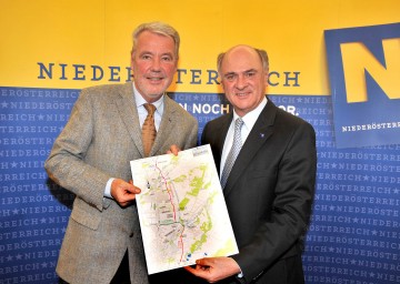 Landeshauptmann Dr. Erwin Pröll und VP-Klubobmann Mag. Klaus Schneeberger präsentierten Infrastrukturmaßnahmen für die Region Wiener Neustadt/Neunkirchen.
