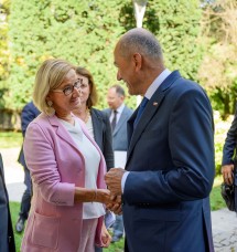 Landeshauptfrau Johanna Mikl-Leitner mit dem slowenischen Ministerpräsidenten Janez Janŝa.