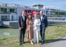 Georg Wallner, Birgit Brandner-Wallner, Geschäftsführerin der DonauStationen, Landeshauptfrau Johanna Mikl-Leitner und Heinrich Wallner, Geschäftsführer der DonauStationen.