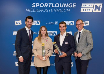 Im Bild von links nach rechts: LH-Stellvertreter Udo Landbauer, Kletter-Ass Jessica Pilz, Snowboardcross-Weltmeister Jakob Dusek und Klubobmann Jochen Danninger 
