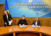 Unterzeichneten ein Memorandum of Understanding: Landeshauptfrau Johanna Mikl-Leitner und Oblast Kyjiw-Governeur Mikola Kalaschnyk.