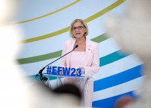 Landeshauptfrau Johanna Mikl-Leitner sagte beim Europa Forum Wachau, dass „wir keine Union der Verbote und Gebote, sondern eine Union der Freiheit, des Friedens und der Wettbewerbsfähigkeit brauchen.“