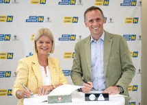 (v.l.n.r.) BM Klaudia Tanner, LR Jochen Danninger 