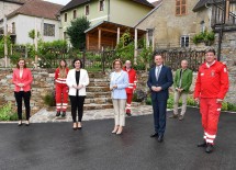 In Weißenkirchen in der Wachau erfolgte der Startschuss für die präventiven Covid-19-Testungen bei Mitarbeitern im Tourismus