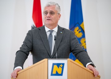 LR Martin Antauer