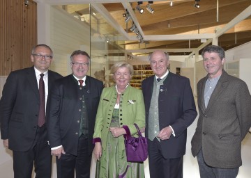 Eröffnung der Landesausstellung 2015 am Standort Frankenfels-Laubenbachmühle: Landesausstellungs-Geschäftsführer Kurt Farasin, Bürgermeister Franz Größbacher (Gemeinde Frankenfels), Elisabeth Pröll, Landeshauptmann Dr. Erwin Pröll und Ausstellungsgestalter Beat Gugger. (v.l.n.r.)