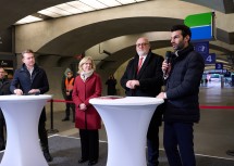 LH-Stellvertreter Udo Landbauer: „Im Namen der tausenden Pendlerinnen und Pendler danke ich der gesamten Mannschaft, sie haben in den letzten Wochen Unvorstellbares geleistet.“