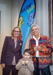 Erster Kinder-Landesfeiertag im KiKuLa in St. Pölten mit Thomas Brezina und Landeshauptfrau Johanna Mikl-Leitner.