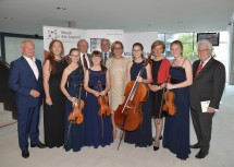 Im Bild von links nach rechts: Ing. Maximilian Kaltenböck, Kultur.Region.Niederösterreich, Birgit Hinterholzer, MA, Geschäftsführerin Bundesgeschäftsstelle Musik der Jugend, Johanna Lomoschitz, Prof. Viktor Mayerhofer, Bundesfachbeirat Musik der Jugend, Valerie Ettenauer, Regierungsrat Herbert Loidl, Oberösterreichischer Landeskulturdirektor-Stellvertreter, Landeshauptfrau Johanna Mikl-Leitner, Katja Lomoschitz, Professor Dorothea Draxler, Geschäftsführung Kultur.Region.Niederösterreich, Katharina Auer, Univ.-Prof. em. Paul Roczek, Vorsitzender des Bundesfachbeirates Musik der Jugend
