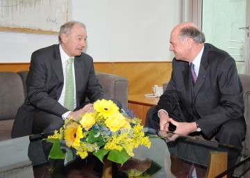 Hoher Besuch im NÖ Landhaus: LH Dr. Erwin Pröll und der Bayrische Ministerpräsident Dr. Günther Beckstein verständigten sich über Fragen der Sicherheit.
