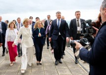 Landeshauptfrau Johanna Mikl-Leitner mit Ministerpräsidentin Giorgia Meloni und Bundeskanzler Karl Nehammer.