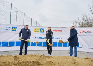 Sportlandesrat Jochen Danninger, Ivona Dadic, Bürgermeister Matthias Stadler