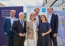 Eröffnung des neuen Bauteils im XISTA Science Park Klosterneuburg (v.l.n.r.): Markus Wanke (GF XSITA), Helmut Miernicki (GF ecoplus), Landeshauptfrau Johanna Mikl-Leitner, Martin Hetzer (Präsident ISTA), Doris Agneter (GF tecnet equity) und Uli Grabenwarter (Deputy Director EIF).