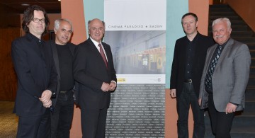 Beethovenkino in Baden wird zu einem Cinema Paradiso: Im Bild Alexander Syllaba, GR Hans Hornyik, Landeshauptmann Dr. Erwin Pröll, Clemens Kopetzky, Bgm. Kurt Staska (v. l. n. r.).