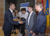 LR Jochen Danninger (l.), Johannes Aigner (2.v.r.), Lorenz Lampl (r.)