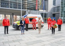 Beim Roten Kreuz Niederösterreich blickt man rund um Präsident Schmoll gemeinsam mit Landesrätin Königsberger-Ludwig und Landeshauptfrau Mikl-Leitner auf ein herausforderndes Jahr zurück.