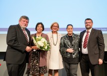 Peter und Monika Maschat, Landeshauptfrau Johanna Mikl-Leitner und Monika und Gottfried Feiertag (v.l.n.r.)

