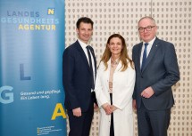 Landtagsabgeordneter und Bürgermeister von Gänserndorf, René Lobner, Prim. Dr. Milana Unterweger-Jocic und LH-Stellvertreter Stephan Pernkopf.