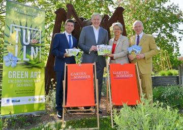 Tullns Bürgermeister Peter Eisenschenk, Landesrat Martin Eichtinger, Landesrätin Petra Bohuslav und ecoplus-Geschäftsführer Helmut Miernicki präsentierten in Tulln das Programm der „Green Art“ (v.l.n.r.)