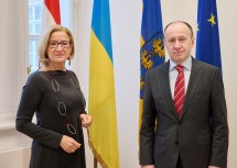 Landeshauptfrau Johanna Mikl-Leitner empfing den ukrainischen Botschafter Vasyl Khymynets.