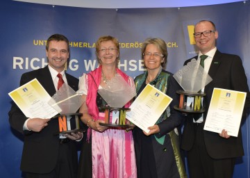 Herwig Gruber von Kastner, Elisabeth Koppensteiner von GARTENleben, Wirtschafts-Landesrätin Dr. Petra Bohuslav und Martin Wenderoth von B.Braun Austria (vlnr) bei der Verleihung des TRIGOS-Preises 2013 in St. Pölten.