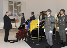 Landeshauptmann Dr. Erwin Pröll bei der Verabschiedung durch die NÖ Landesregierung in der Leopoldkapelle des NÖ Landhauses.