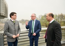 Viele Länder Europas beneiden Österreich auch um das gute Trinkwasser, und das zu Recht, so Landwirtschaftskammer NÖ-Vizepräsident Lorenz Mayr, LH-Stellvertreter Stephan Pernkopf und NÖ Gemeindebund-Präsident Johannes Pressl (v.l.n.r.) 