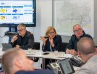 LH Mikl-Leitner und LH-Stv. Pernkopf bei Lagebesprechung in Tulln
