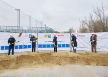 Franz Stocher (Geschäftsführer Sportzentrum Niederösterreich), Sportlandesrat Jochen Danninger, Ivona Dadic, Bürgermeister Matthias Stadler, Gottfried Lammerhuber (Präsident NÖLV)