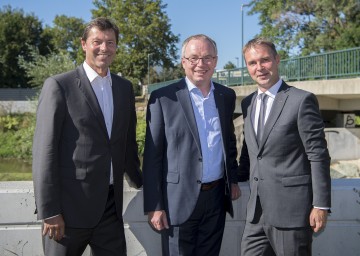 SC Günter Liebel, LH-Stv. Stephan Pernkopf, Bgm. Andreas Babler (v.l.n.r.)