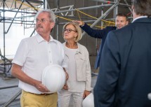 Landtagspräsident Karl Wilfing und Landeshauptfrau Johanna Mikl-Leitner mit Abteilungsleiter Christoph Reiter.