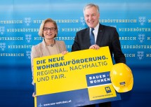 Landeshauptfrau Johanna Mikl-Leitner und Landesrat Martin Eichtinger präsentierten die neue "blau-gelbe Wohnbaustrategie".