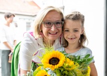 Die Namensvetterin von Landeshauptfrau Johanna Mikl-Leitner, die kleine Johanna, freute sich über ein gemeinsames Foto.