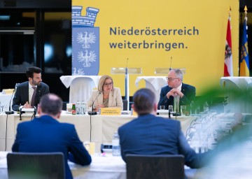 Regierungsklausur im Haus der Digitalisierung in Tulln.