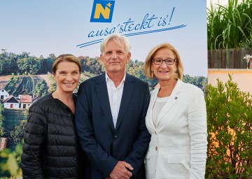 Barbara Stöckl, Fritz Riffer und Landeshauptfrau Johanna Mikl-Leitner