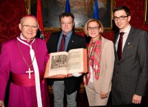 Von links nach rechts: Propst Bernhard Backovsky, Kurator Martin Haltrich, Landeshauptfrau Johanna Mikl-Leitner und Wirtschaftsdirektor Andreas Gahleitner.