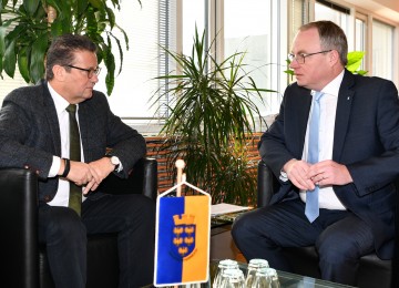 Arbeitsgespräch zwischen Minister Peter Hauk aus Baden-Württemberg und LH-Stellvertreter Stephan Pernkopf (v.l.n.r.)