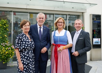 850 Jahre Waidhofen an der Thaya: Doris Schmidauer, Bundespräsident Alexander Van der Bellen, Landeshauptfrau Johanna Mikl-Leitner und Bürgermeister Josef Ramharter (v.l.n.r.)