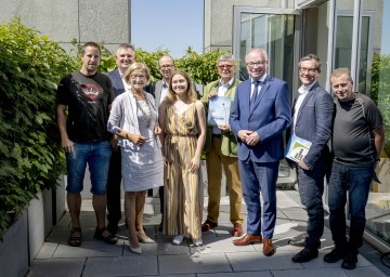 Trafen sich zum Arbeitsgespräch: Florian Nödl, Wolfgang Dörner, Landeshauptfrau Johanna Mikl-Leitner, Werner Fischer, Maria Prem, Walter Hutterer, LH-Stellvertreter Stephan Pernkopf, Leopold Liebl und Helmut Schmutzer.