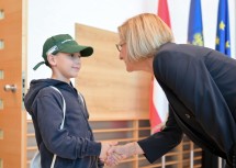 Herzliche Begrüßung durch Landeshauptfrau Johanna Mikl-Leitner.