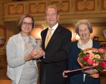 Landeshauptfrau Johanna Mikl-Leitner mit dem Gründer und Intendanten der Laxenburger Schlosskonzerte Bgm. a.D. Prof. Mag. Heinrich Schneider und seiner Gattin Heidi Schneider (v.l.n.r.)