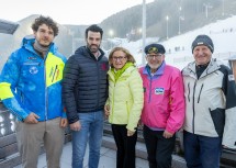 (v.l.n.r.) Zakhar Palytsia, Eigentümervertreter der Panhans Holding Group GmbH, LH-Stellvertreter Udo Landbauer, Landeshauptfrau Johanna Mikl-Leitner und OK-Chef Franz Steiner am Semmering und LSV NÖ Präsident Wolfgang Labenbacher.